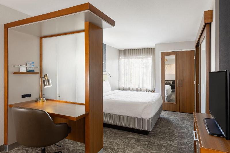 Springhill Suites Wisconsin Dells image