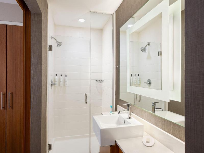 Springhill Suites Wisconsin Dells image