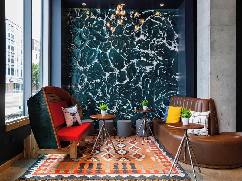 Moxy Minneapolis Downtown