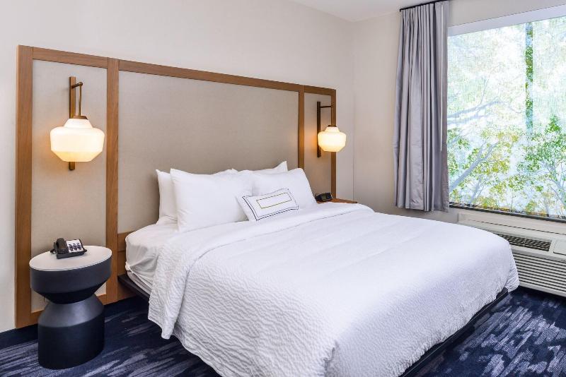 Fairfield by Marriott Inn & Suites Fort Worth SW image