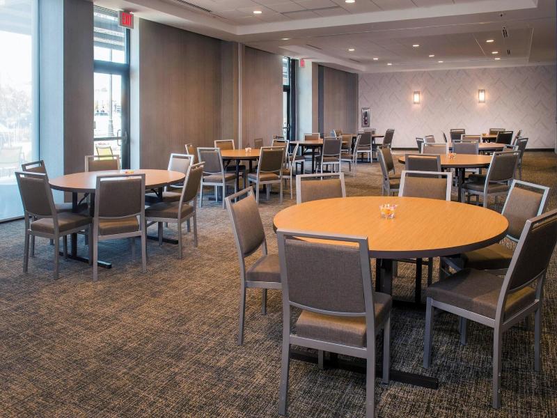 Springhill Suites By Marriott Gainesville Haymarke image
