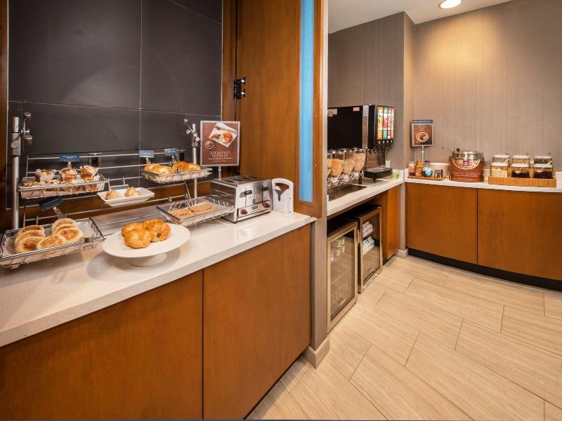 Springhill Suites By Marriott Gainesville Haymarke image