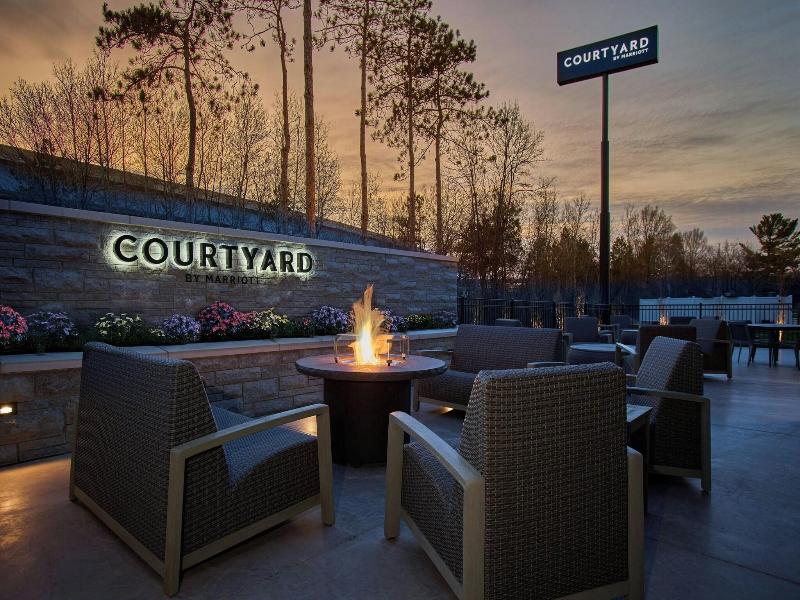 Courtyard By Marriott Wausau