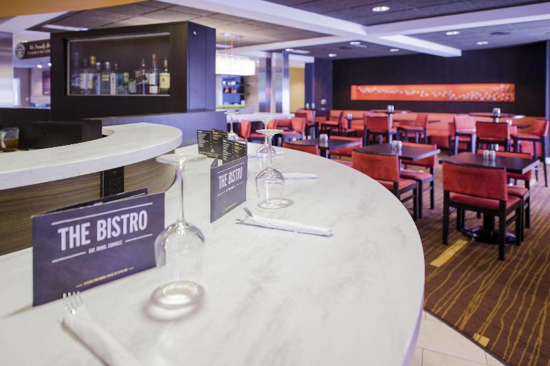 Courtyard By Marriott Wausau image