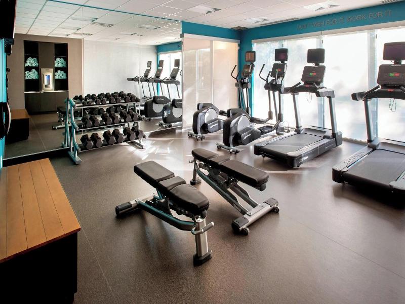 Fairfield Inn & Suites by Marriott Buffalo Amherst image