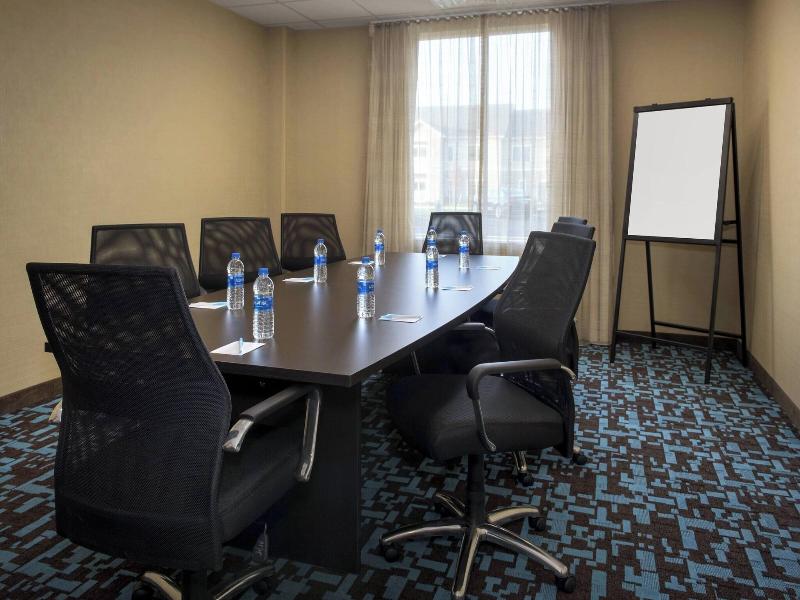 Fairfield Inn & Suites by Marriott Buffalo Amherst image