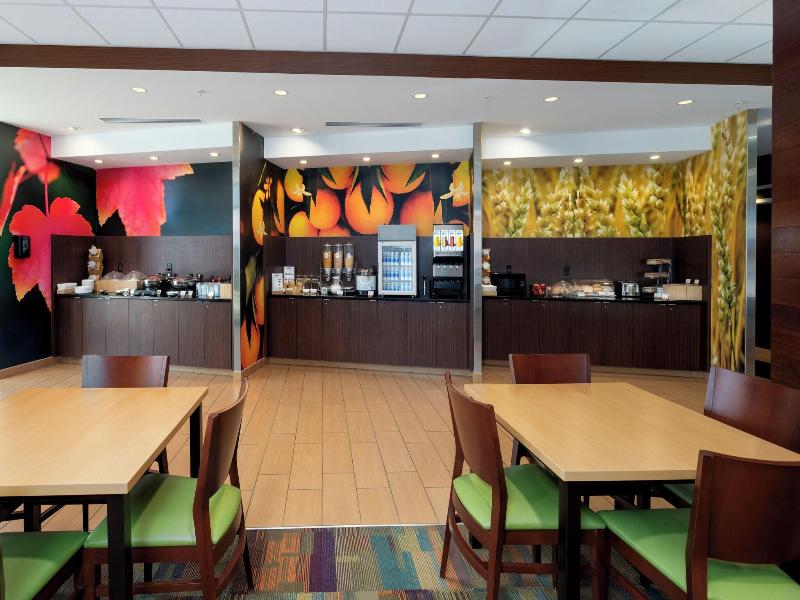 Fairfield Inn & Suites by Marriott Buffalo Amherst image