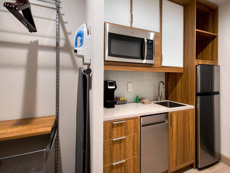 Towneplace Suites By Marriott New York Long Island image