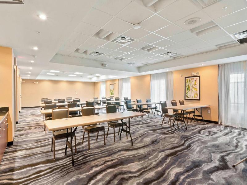 Fairfield Inn & Suites by Marriott St Petersburg N image