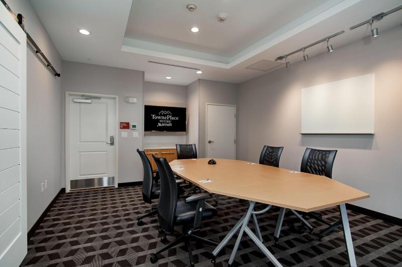 TownePlace Suites Fort Worth University Area/Medic image