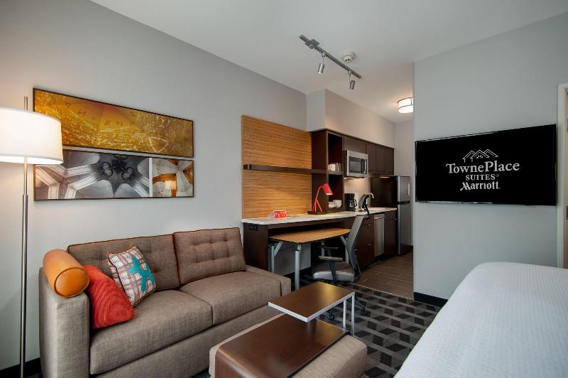 TownePlace Suites Fort Worth University Area/Medic image