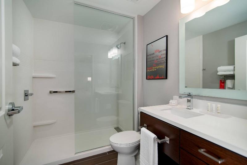 TownePlace Suites Fort Worth University Area/Medic image
