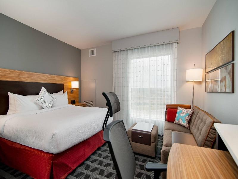 TownePlace Suites Fort Worth University Area/Medic image