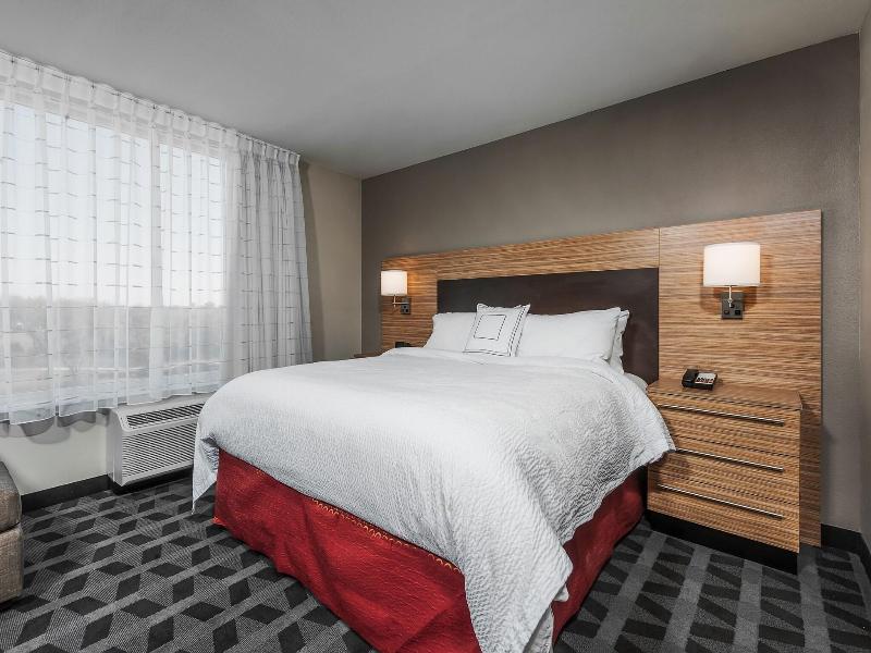 TownePlace Suites Fort Worth University Area/Medic image