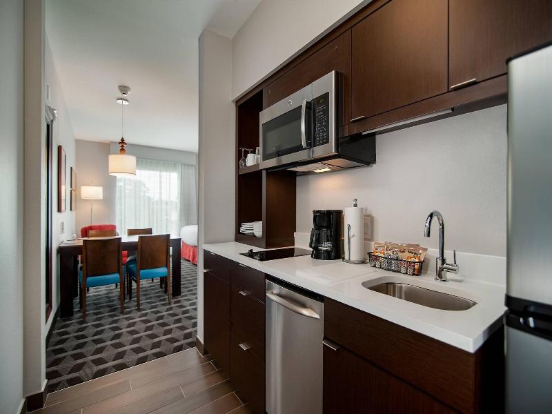 TownePlace Suites Fort Worth University Area/Medic image