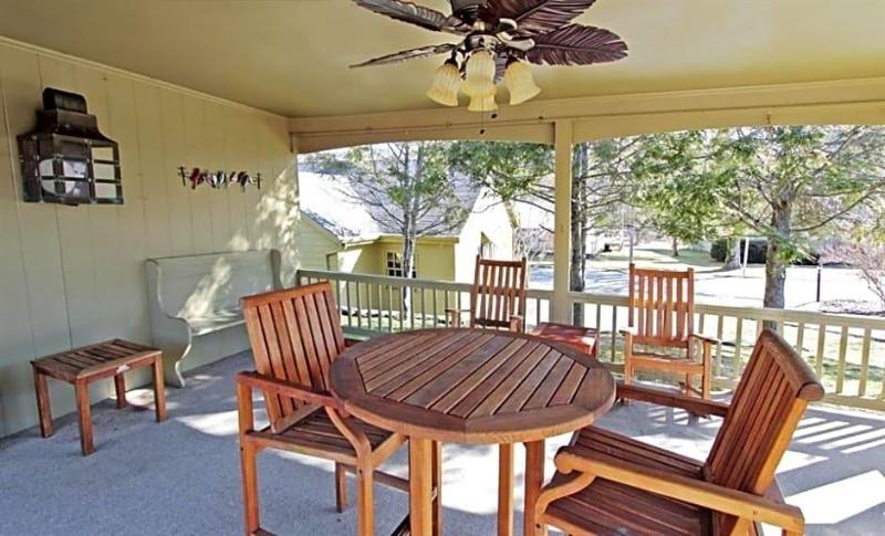 Hillwinds Inn image