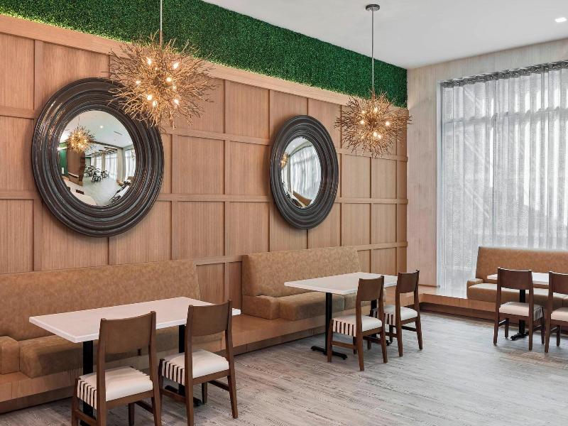 Springhill Suites By Marriott Greenville Downtown image