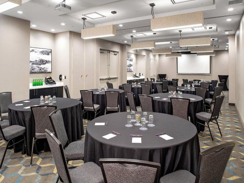 Residence Inn By Marriott Toronto Mississauga West image
