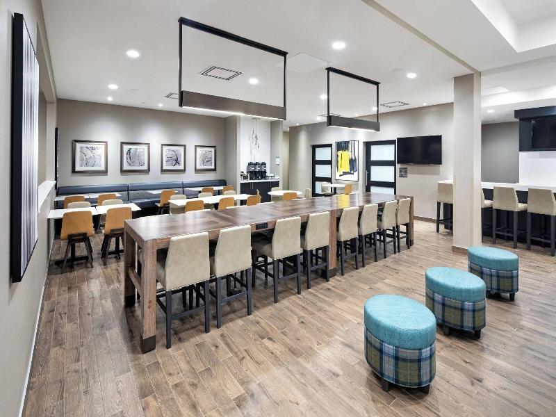 Residence Inn By Marriott Toronto Mississauga West image