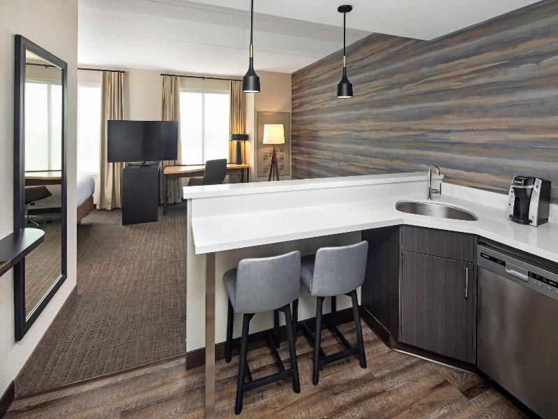 Residence Inn By Marriott Toronto Mississauga West image