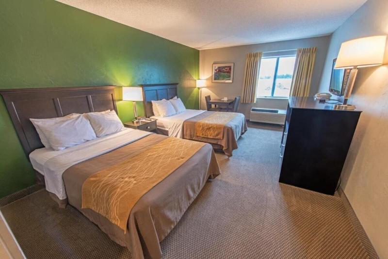 Boarders Inn & Suites by Cobblestone Hotels - Muni image