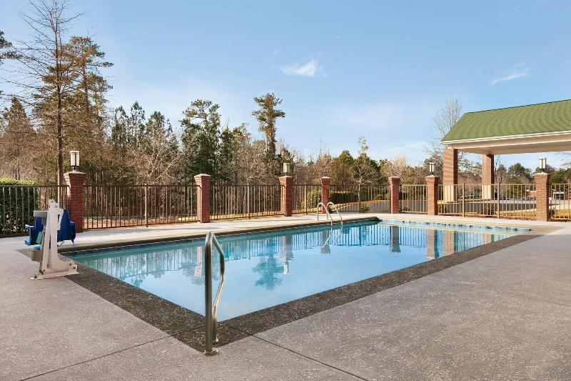 Four Points By Sheraton Raleigh Arena image