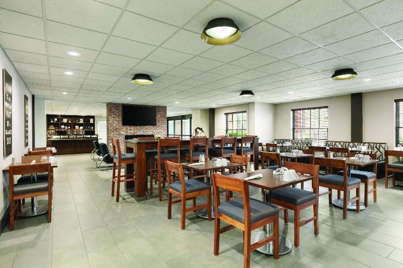 Four Points By Sheraton Raleigh Arena image