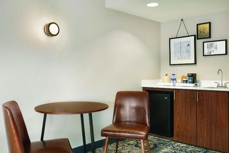 Four Points By Sheraton Raleigh Arena image