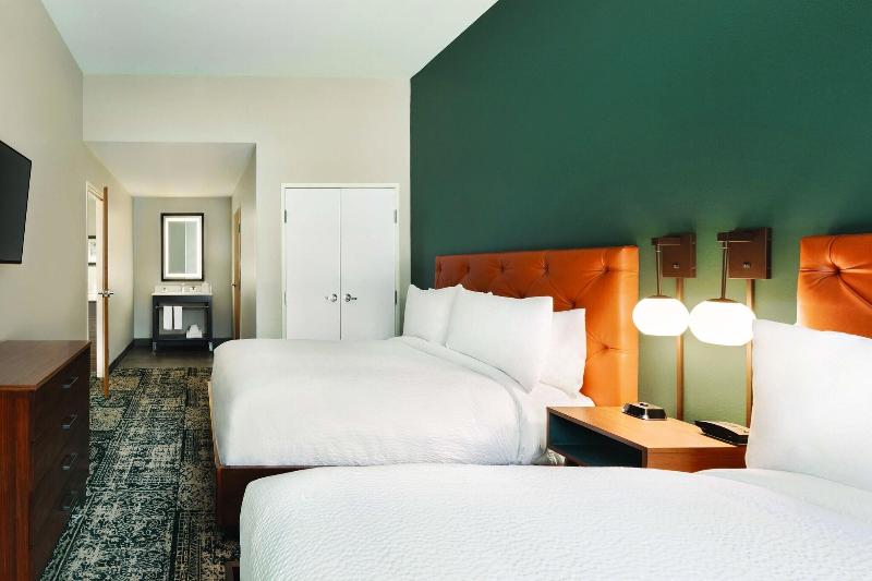 Four Points By Sheraton Raleigh Arena image