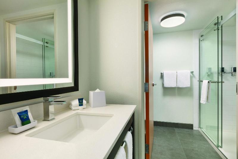 Four Points By Sheraton Raleigh Arena image