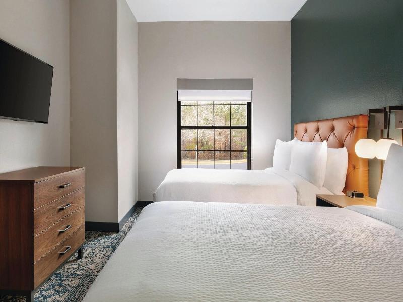 Four Points By Sheraton Raleigh Arena image