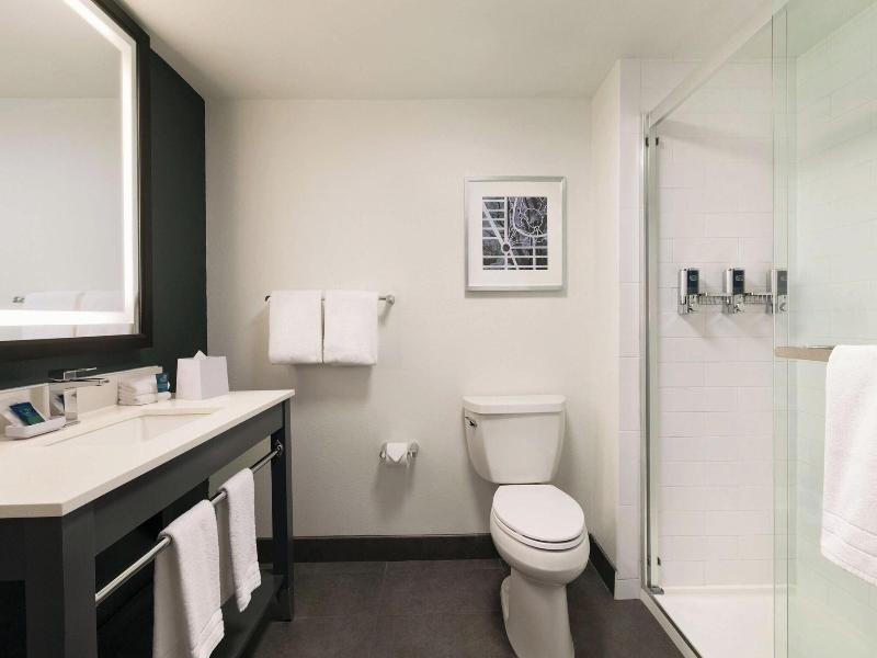Four Points By Sheraton Raleigh Arena image