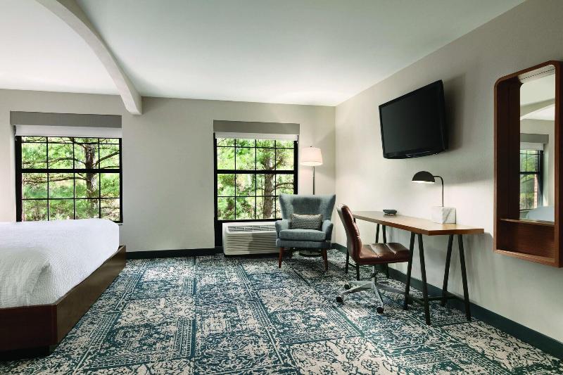 Four Points By Sheraton Raleigh Arena image