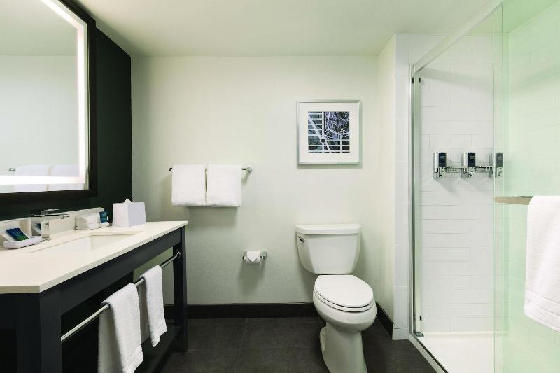 Four Points By Sheraton Raleigh Arena image