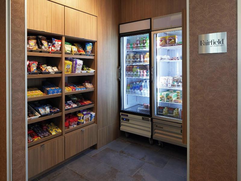 Fairfield Inn & Suites by Marriott Riverside Moren image