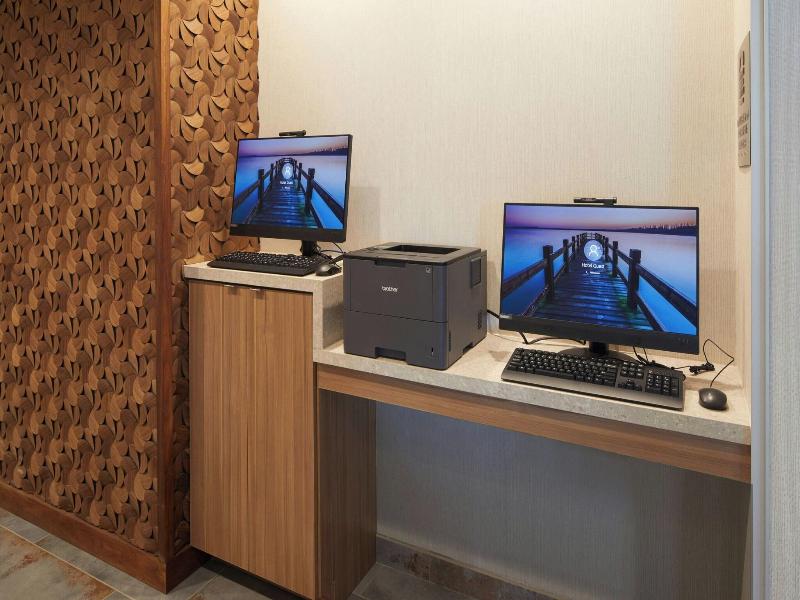 Fairfield Inn & Suites by Marriott Riverside Moren image