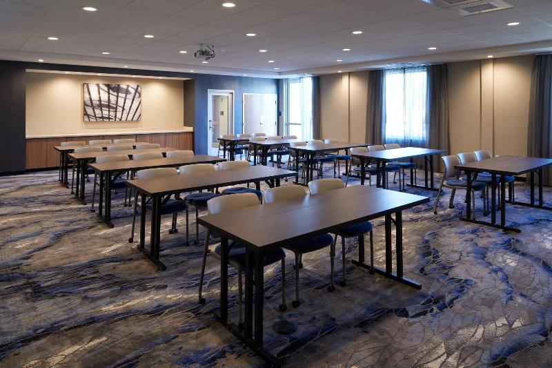 Fairfield Inn & Suites by Marriott Riverside Moren image
