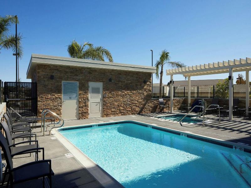 Fairfield Inn & Suites by Marriott Riverside Moren image