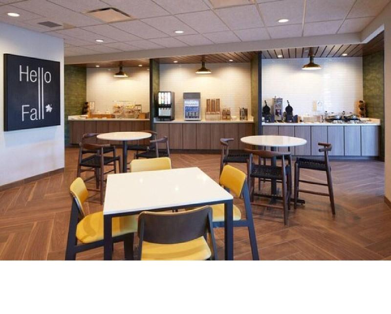 Fairfield Inn & Suites by Marriott Riverside Moren image