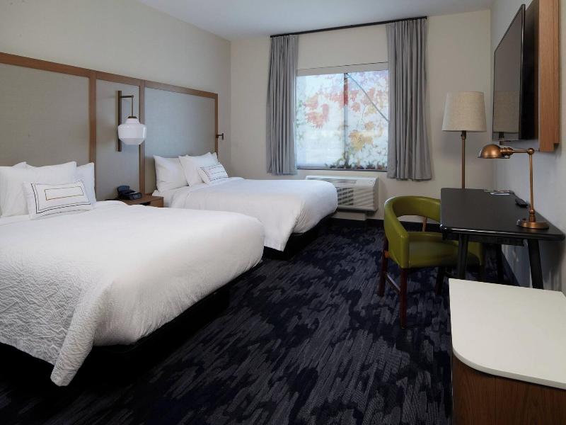 Fairfield Inn & Suites by Marriott Riverside Moren image