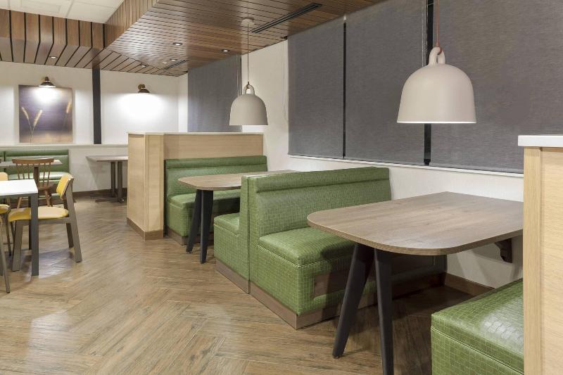 Fairfield Inn & Suites Fort Collins South image
