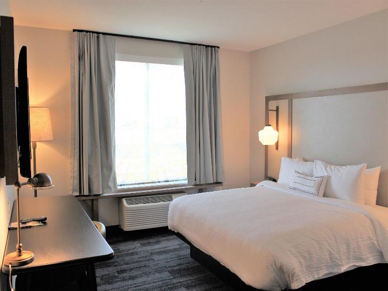 Fairfield Inn & Suites Fort Collins South image