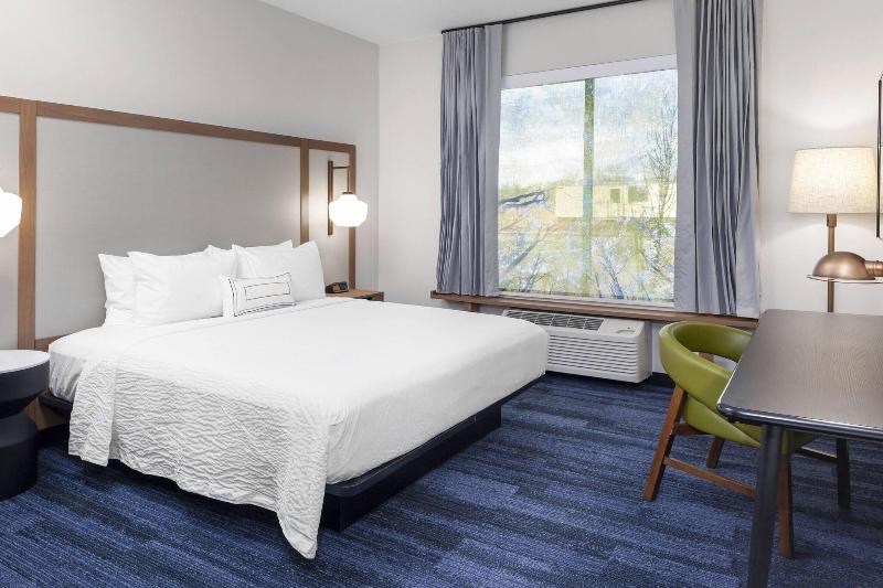 Fairfield Inn & Suites Fort Collins South image