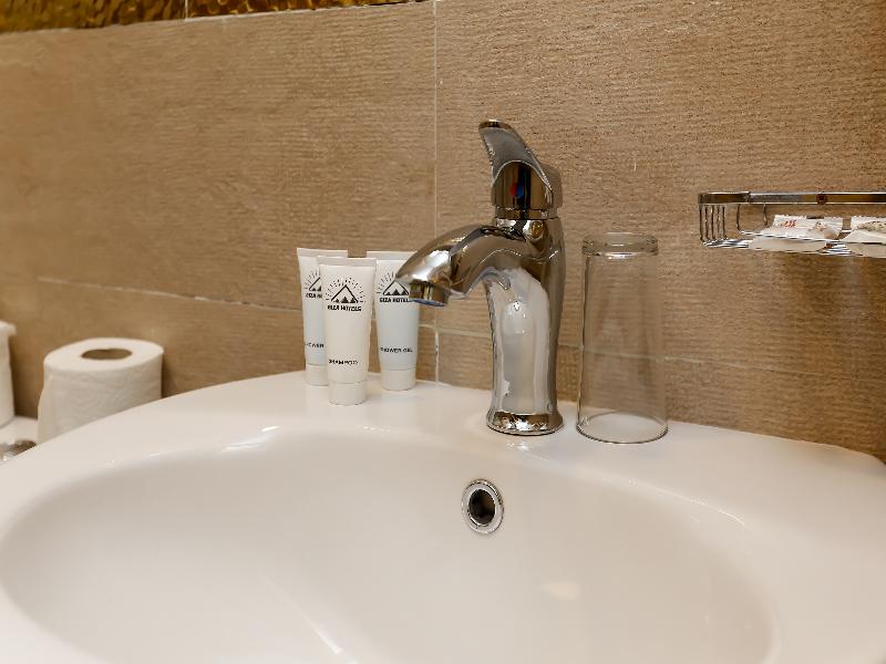 Giza Pyramids View Inn image