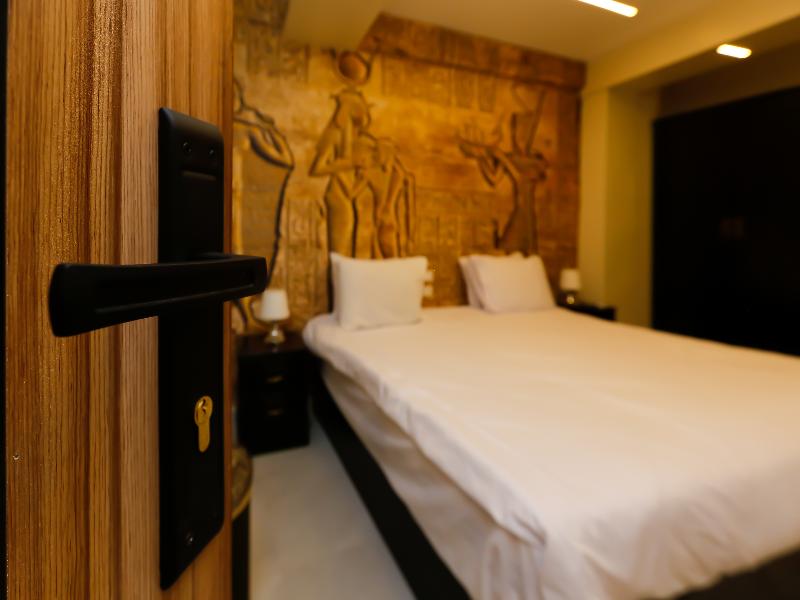 Giza Pyramids View Inn image