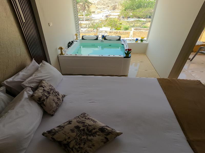 Giza Pyramids View Inn image