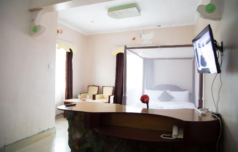 Nuru Palace Hotel image