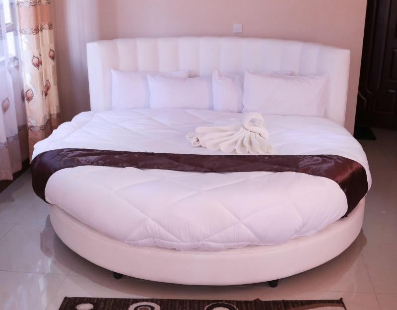 Nuru Palace Hotel image
