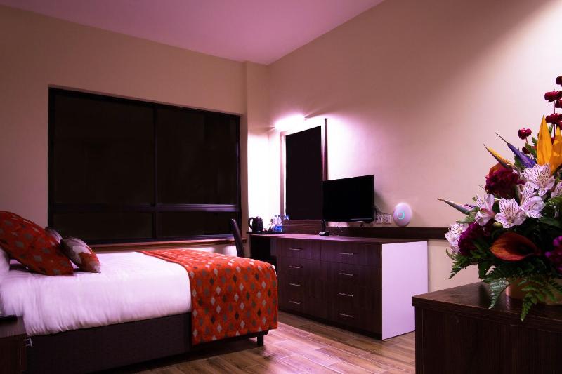 Bidwood Suite Hotel image