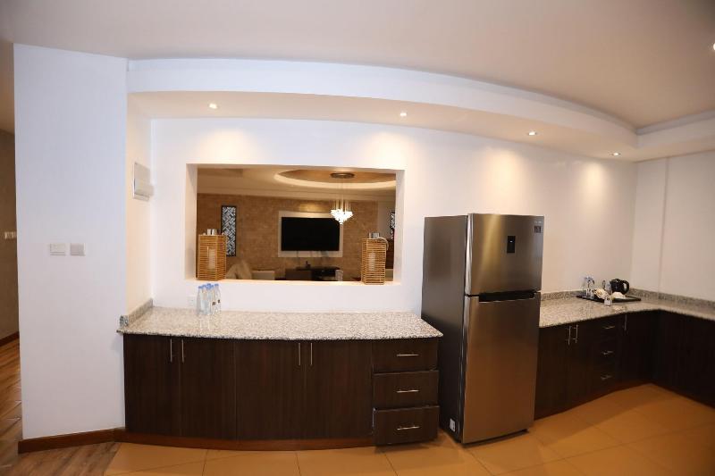 Bidwood Suite Hotel image